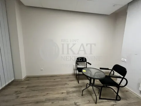 Izdavanje, poslovni prostor, 70m², Zemun Gornji Grad, Zemun Sve Podlokacije - image 5