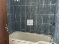 Izdavanje, trosoban stan, 95m², Lazi, Budva - image 25