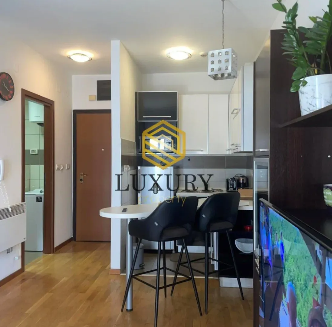 Izdavanje, stan, 35m², City Kvart, Podgorica