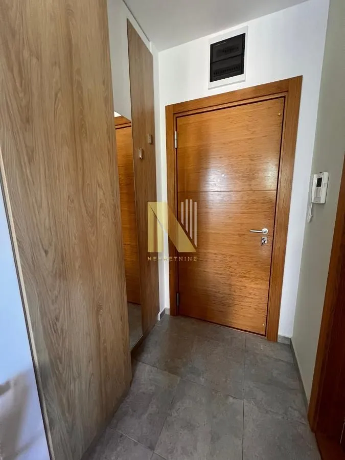 Rent, studio apartment, 29m², Centar, Novi Sad