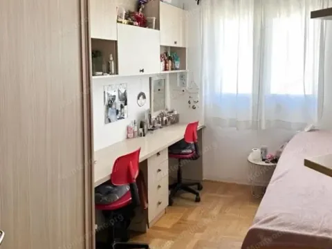 Prodaja, trosoban stan, 81m², Stari Aerodrom, Podgorica - image 6