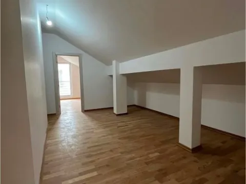 Sale, four bedroom apartment, 156m², Zabjelo, Podgorica - image 8