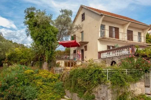 Sale, house, 136m², Tivat, Crna Gora