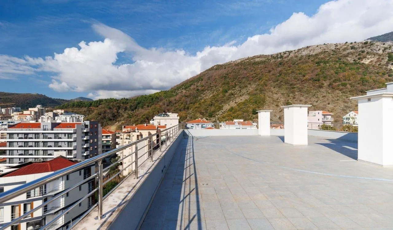 Prodaja, trosoban stan, Bečići, Budva