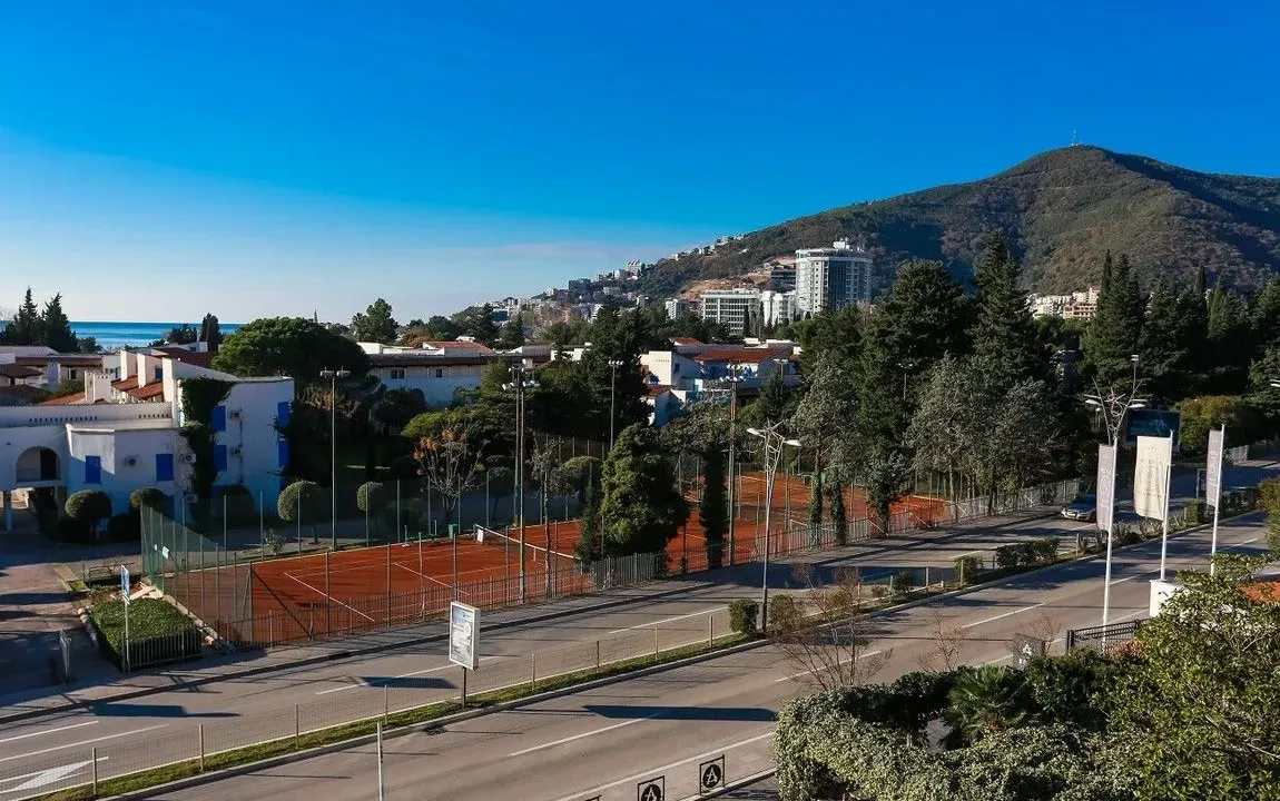 Prodaja, jednosoban stan, 61m², Centar, Budva