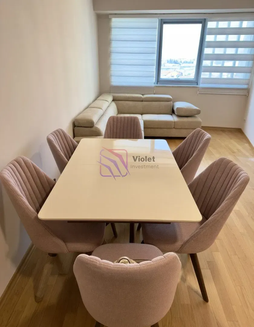 Prodaja, jednosoban stan, 50m², Centar, Podgorica