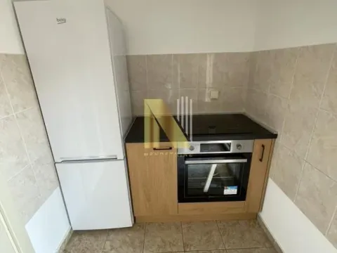 Izdavanje, dvosoban stan, 50m², Grbavica, Novi Sad Sve Podlokacije - image 5