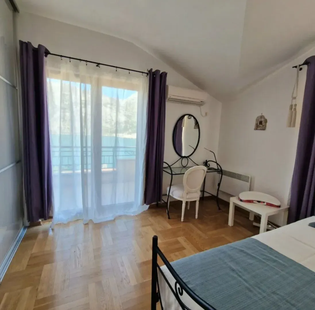 Prodaja, trosoban stan, 146m², Risan, Kotor