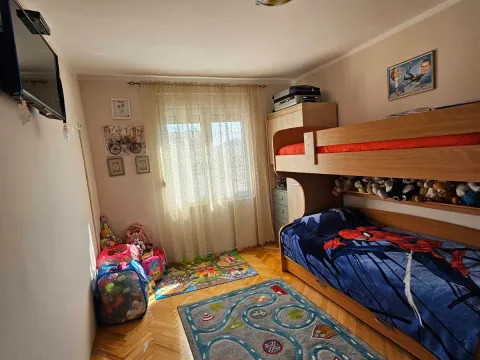 Prodaja, jednosoban stan, 58m², Stari Aerodrom, Podgorica - image 9
