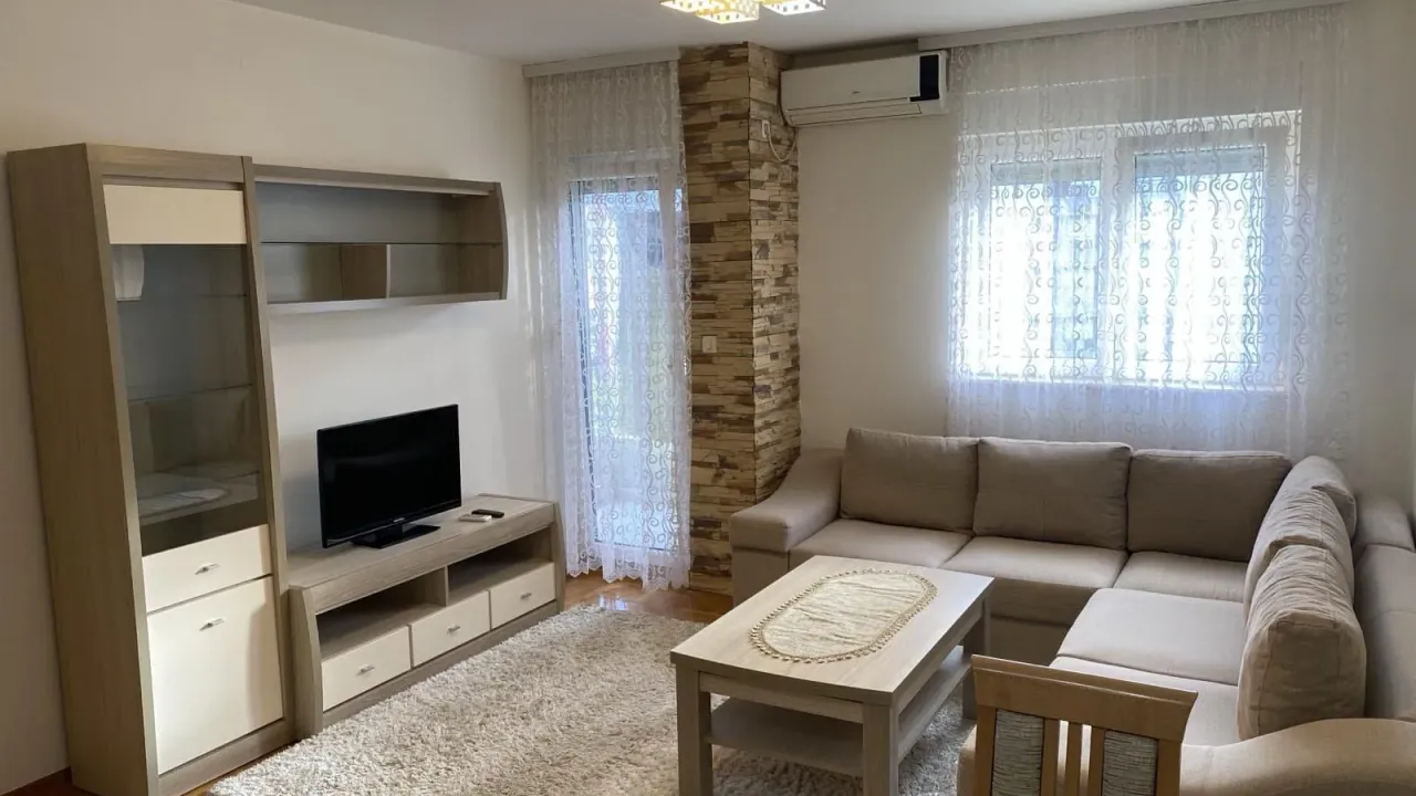 Rent, one bedroom apartment, 45m², Stari Aerodrom, Podgorica