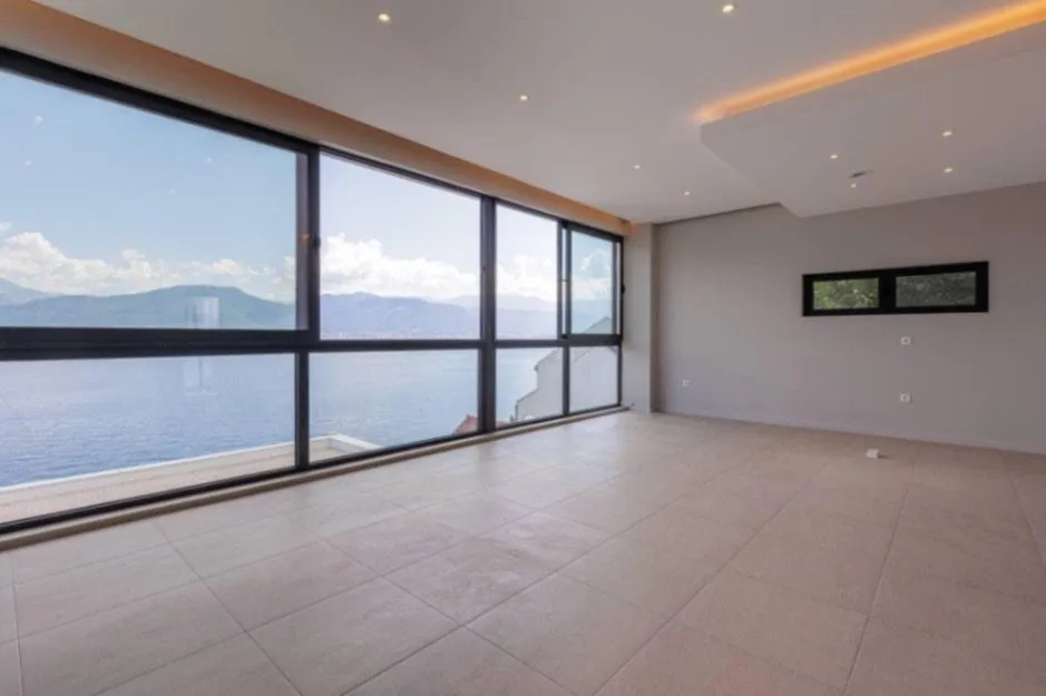 Sale, house, 200m², Krašići, Tivat