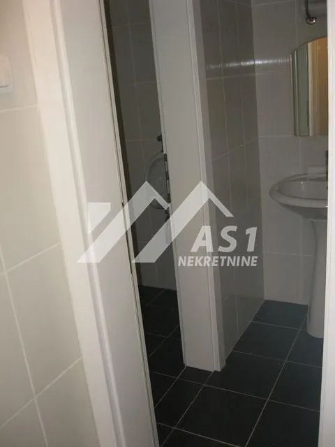 Rent, office space, 330m², Novi Sad Sve Podlokacije, Novi Sad
