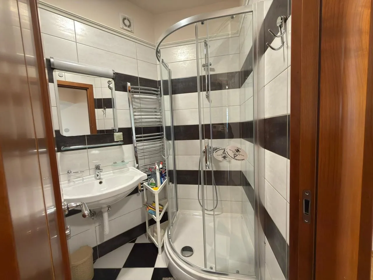 Prodaja, jednosoban stan, 50m², Centar, Podgorica