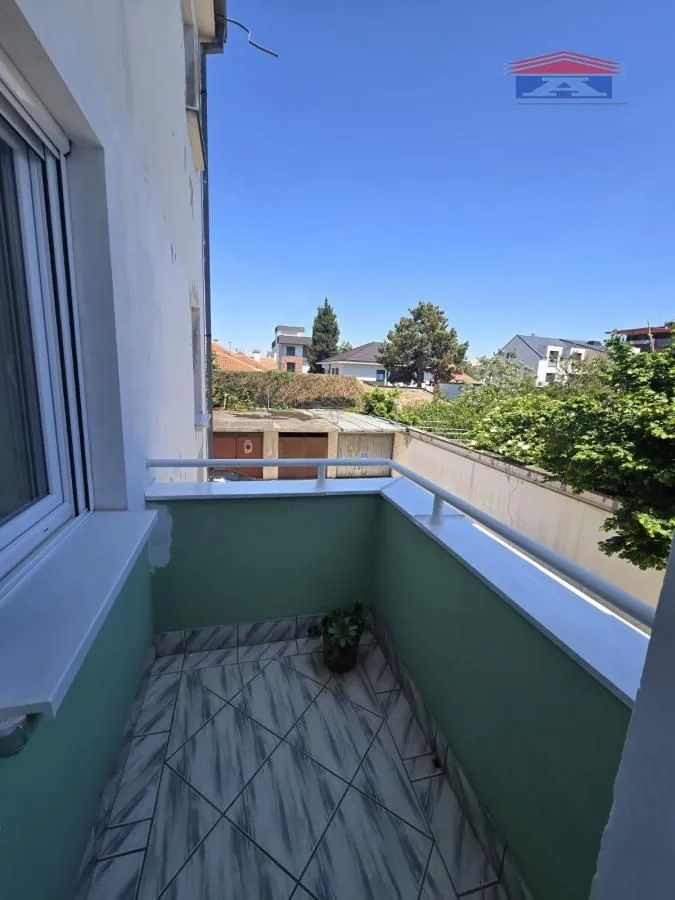 Prodaja, trosoban stan, 80m², Adamovićevo Naselje, Novi Sad Sve Podlokacije