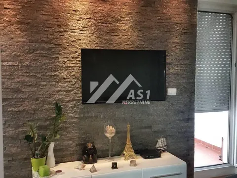 Rent, two bedroom apartment, 41m², Grbavica, Novi Sad Sve Podlokacije - image 3