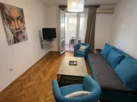 Izdavanje, jednosoban stan, 55m², Centar, Bar - image 2