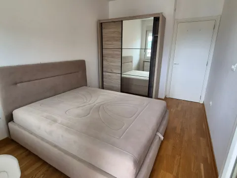 Izdavanje, jednosoban stan, 45m², City Kej, Podgorica - image 7