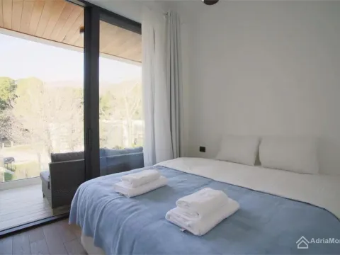 Prodaja, jednosoban stan, 40m², Centar, Tivat - image 8