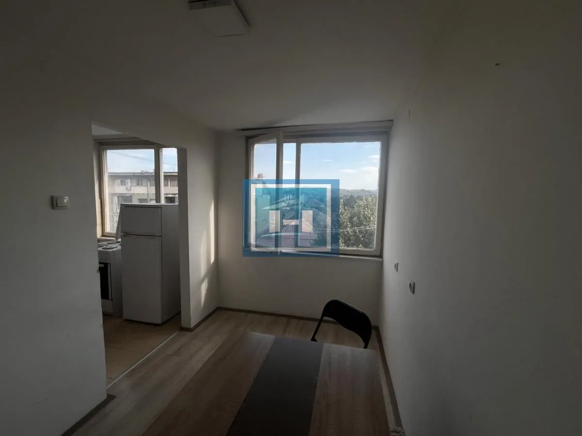 Prodaja, dvosoban stan, 60m², Kajsijar, Jagodina