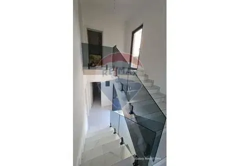 Sale, house, 143m², Šušanj, Bar - image 9