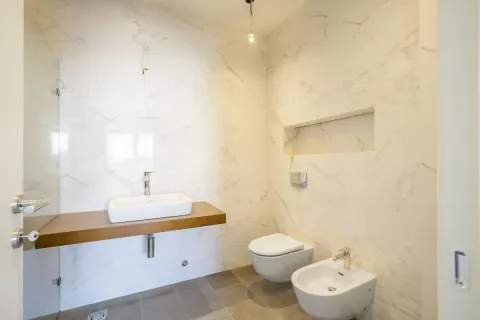 Sale, three bedroom apartment, 122m², Budva, Crna Gora - image 2