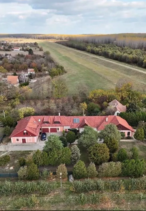 Prodaja, kuća, 481m², Bečej, Novi Sad