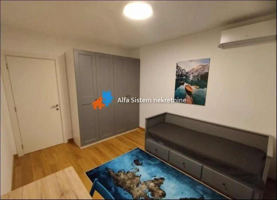 Prodaja, trosoban stan, 78m², Novi Beograd Blok 65, Novi Beograd Sve Podlokacije