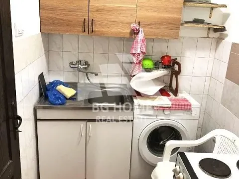 Rent, one bedroom apartment, 30m², Uciteljsko Naselje, Zvezdara Sve Podlokacije - image 7