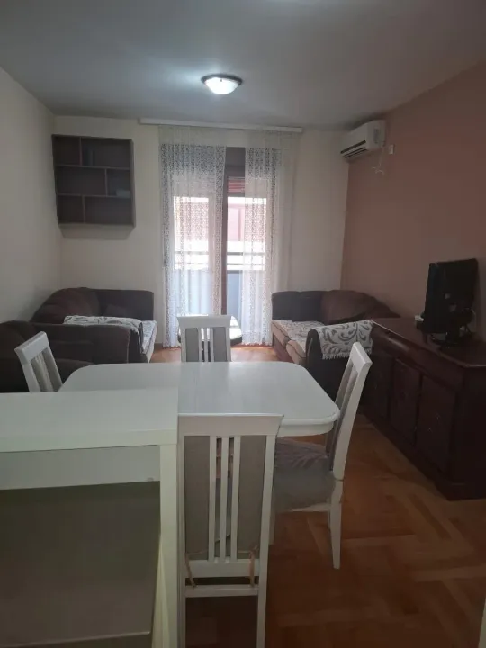 Rent, one bedroom apartment, 41m², Stari Aerodrom, Podgorica