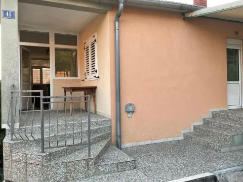 Prodaja, kuća, 120m², Tivat, Crna Gora - image 9