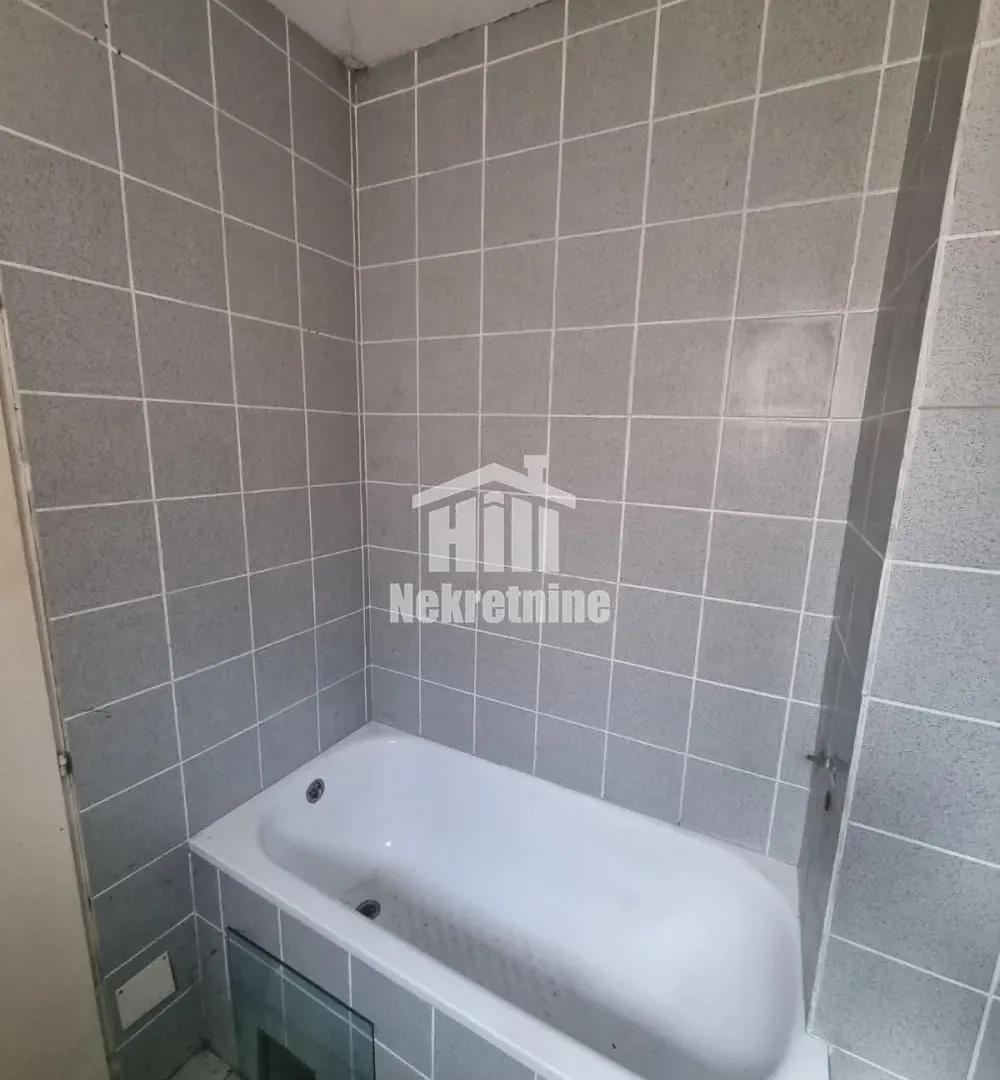 Prodaja, dvosoban stan, 70m², Zemun Novi Grad, Zemun Sve Podlokacije