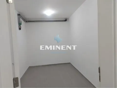 Izdavanje, kuća, 300m², Savski Venac, Beograd - image 16