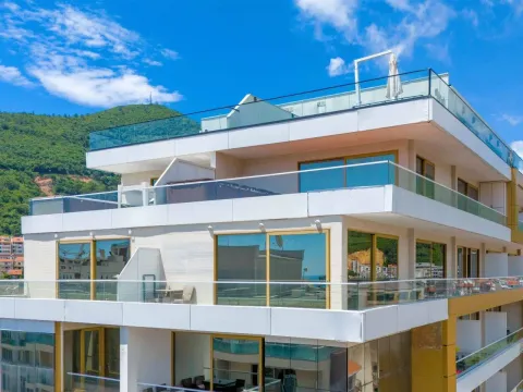 Sale, two bedroom apartment, 210m², Budva, Crna Gora - image 2