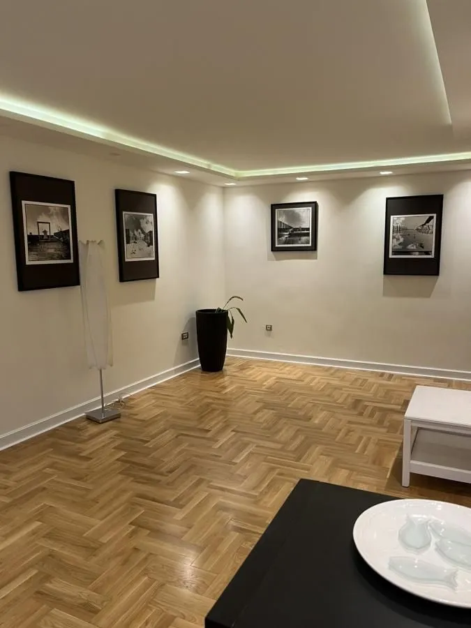 Izdavanje, stan, 180m², Stari Grad, Beograd