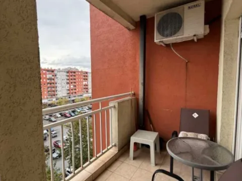 Izdavanje, jednosoban stan, 53m², City Kvart, Podgorica - image 9