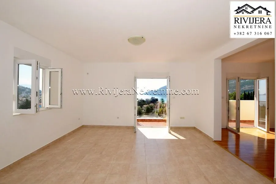 Prodaja, dvosoban stan, 72m², Igalo, Herceg Novi