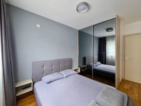 Izdavanje, dvosoban stan, 53m², Zabjelo, Podgorica - image 11