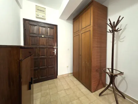 Rent, apartment, 33m², Dalmatinska ulica, Podgorica - image 9