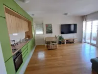 Rent, three bedroom apartment, 105m², Central Point, Podgorica - image 13