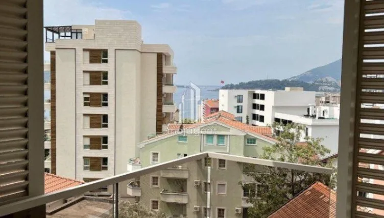 Prodaja, jednosoban stan, 68m², Rafailovići, Budva