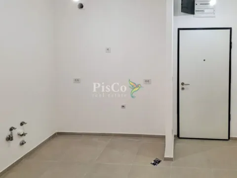 Prodaja, jednosoban stan, 46m², Stari Aerodrom, Podgorica - image 7