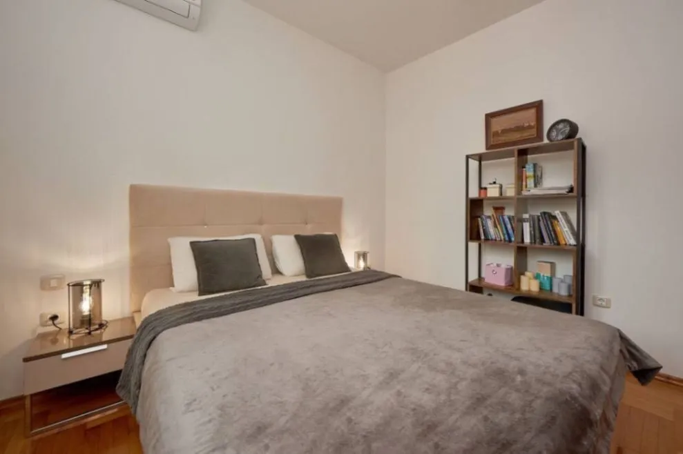 Prodaja, jednosoban stan, 68m², Bečići, Budva