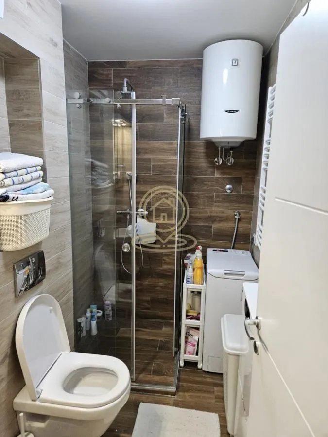 Rent, three bedroom apartment, 56m², Zemun Cara Dušana, Zemun Sve Podlokacije