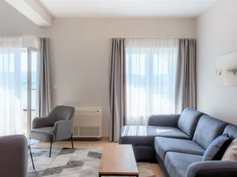 Rent, two bedroom apartment, 100m², Tivat, Crna Gora