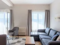 Izdavanje, dvosoban stan, 100m², Tivat, Crna Gora - image 1