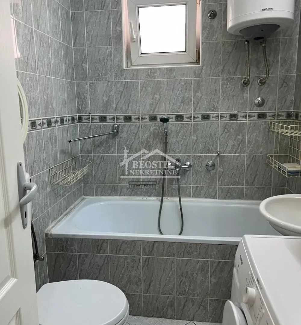 Prodaja, jednosoban stan, 27m², Autokomanda, Voždovac Sve Podlokacije