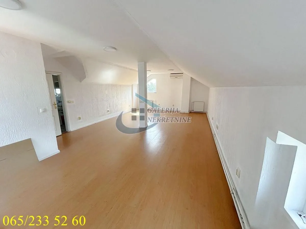 Rent, four bedroom apartment, 176m², Voždovac Sve Podlokacije, Beograd