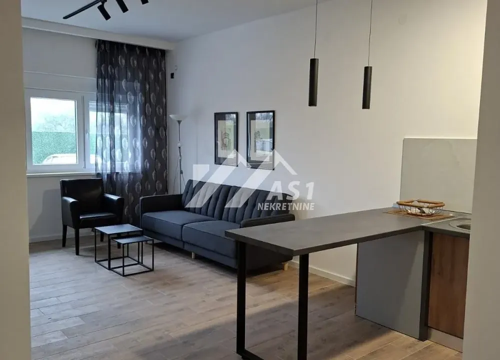 Izdavanje, trosoban stan, 60m², Adice, Novi Sad Sve Podlokacije