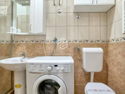 Sale, one bedroom apartment, 34m², Kotor, Crna Gora - image 13