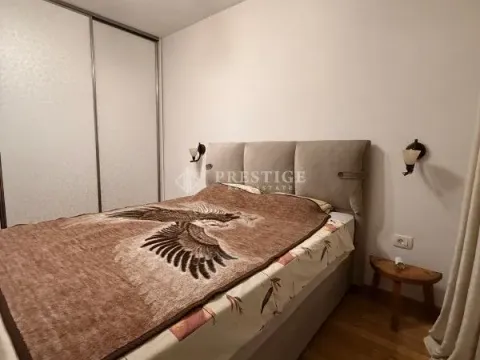Rent, four bedroom apartment, 130m², Gorica C, Podgorica - image 9